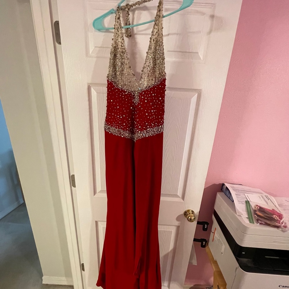 Red velvet prom/formal dress
